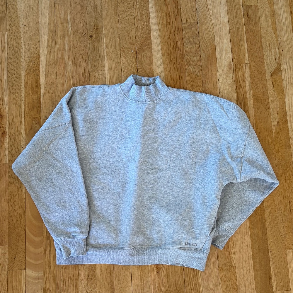 Aritzia Light Gray Mock Neck Sweatshirt